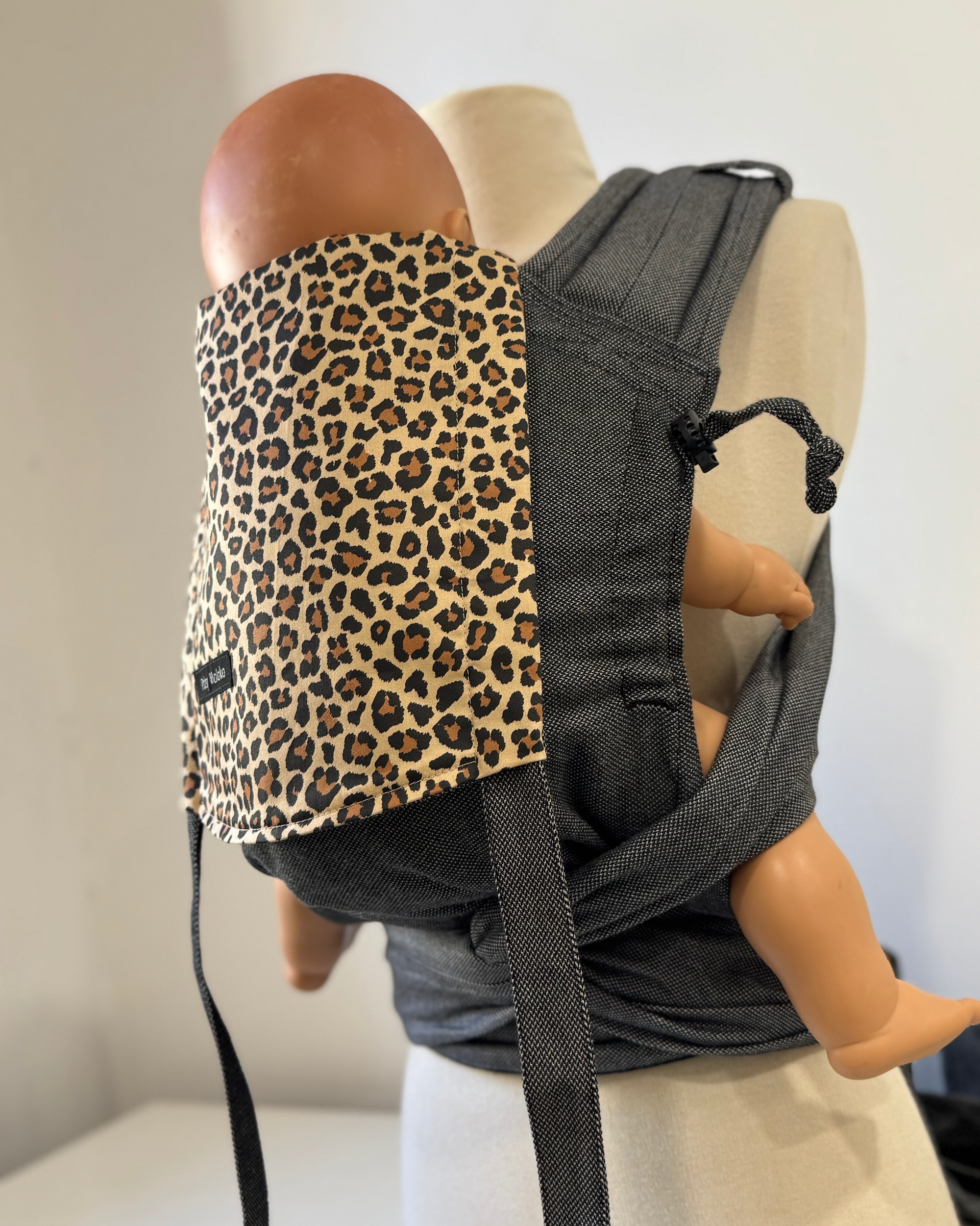 Porte-bébé ergonomique bio made in France, reglages côté