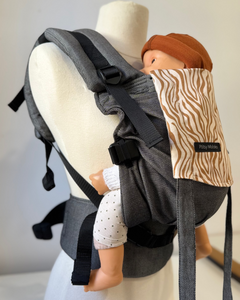 Porte-bebe physio dès la naissance, en coton biologique et made in france. Vue côté