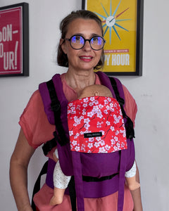Porte-bébé naissance en coton bio. Ergonomique et facile à installer. Très confortable