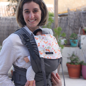 Porte-bébé pour nouveau né, très évolutif, de la naissance à 2 ans, facile. à vivre. coton biologique. Motifs petits renards