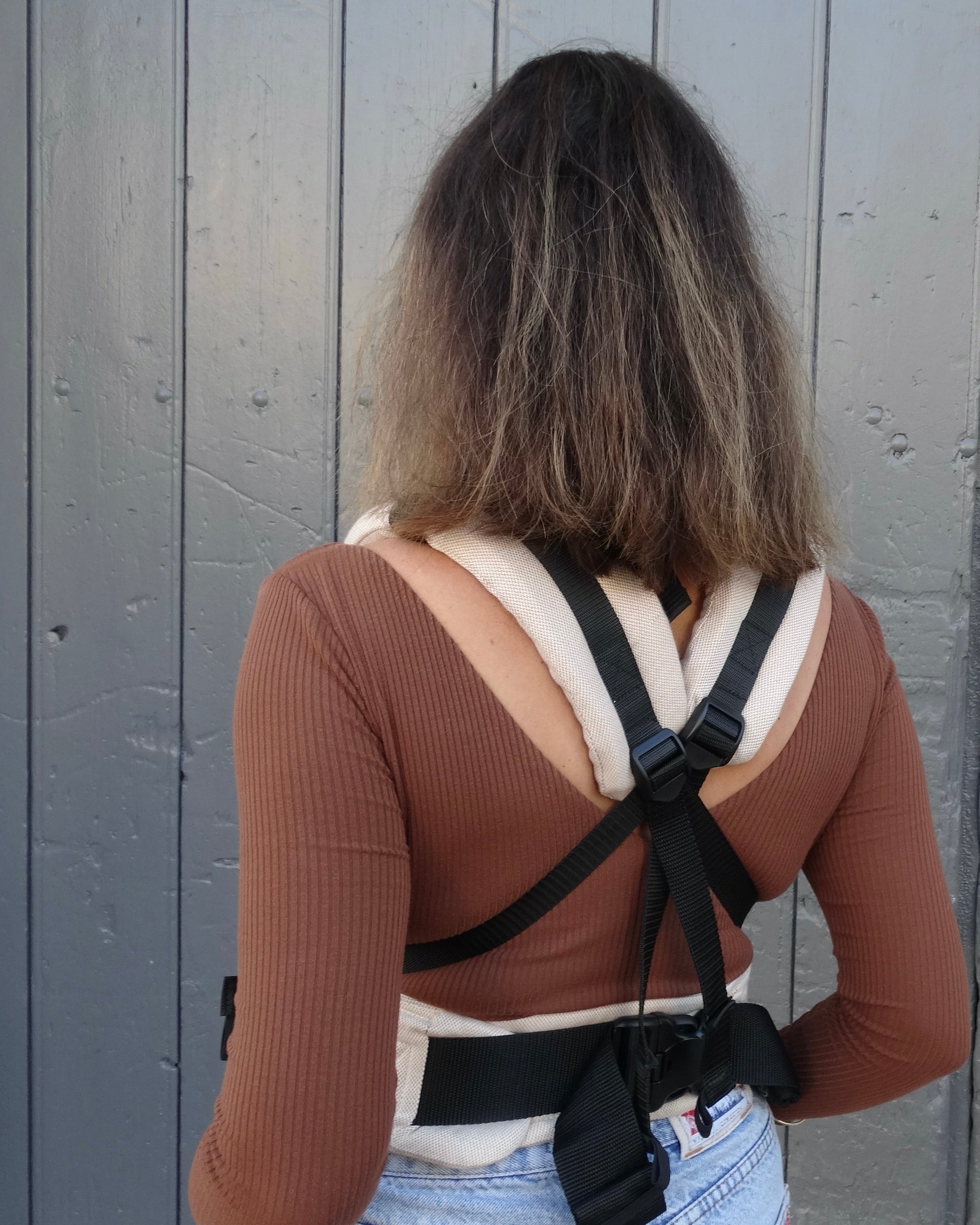 porte-bebe naissance et physiologique en coton bio, made in france, confortable et ajustable