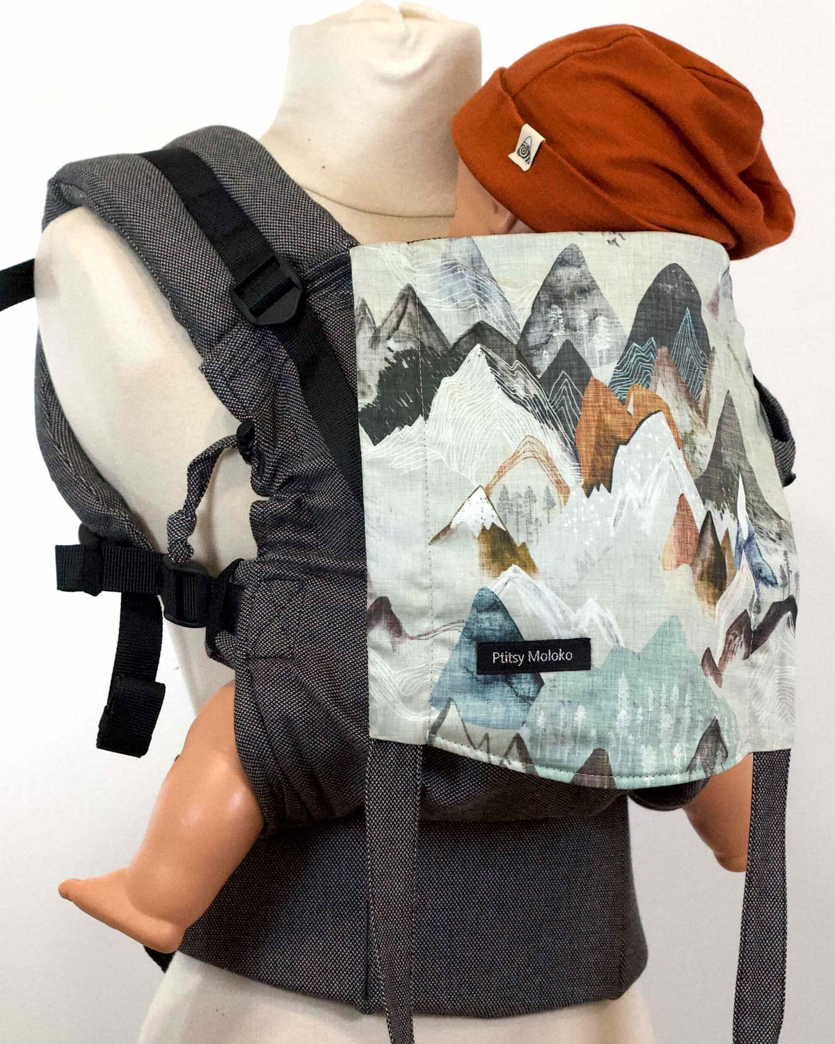 Porte-bebe en coton biologique et fabriqué en France. Très confortable et facile à installer. Pas de mal au dos. 